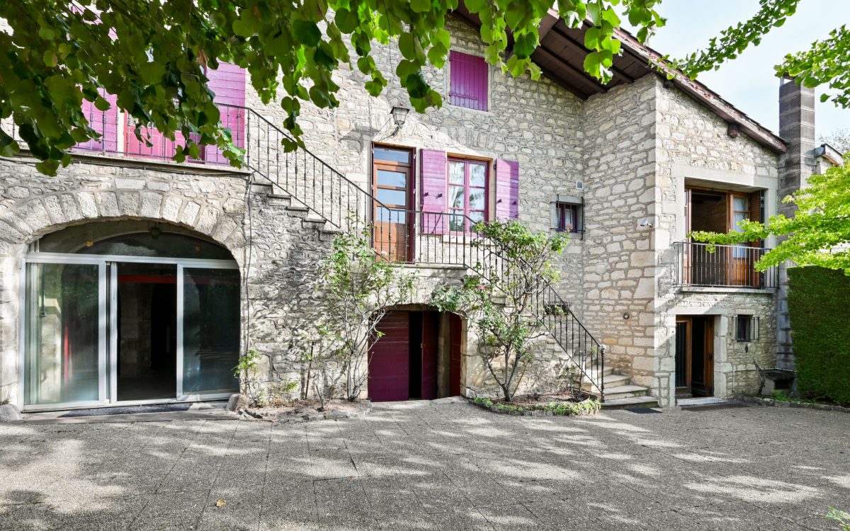 Vente de prestige maison/villa 345 m² à Lucenay 69480