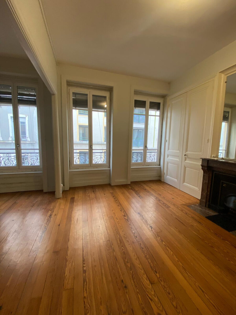 Vente immeuble 885 m² à Caluire-et-Cuire 69300 - 2